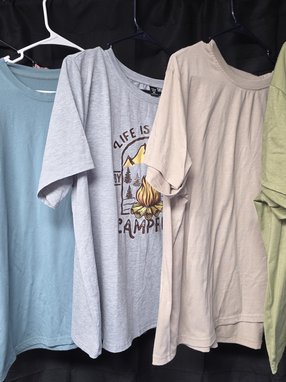 5 SHEIN Basic Crew Neck Tee